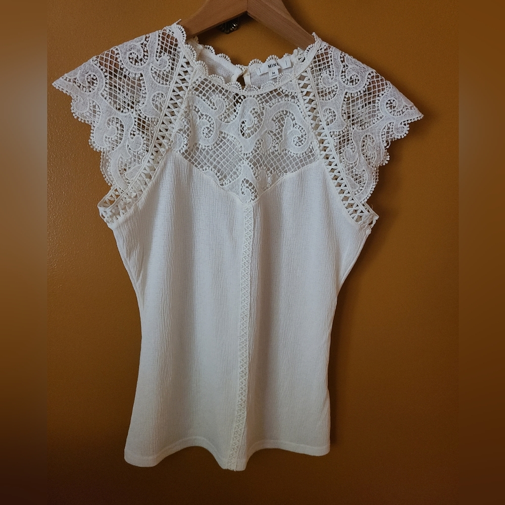 mine White Lace Cap Sleeve Knit Top